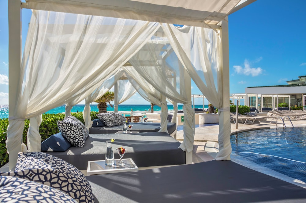Sandos Cancún All Inclusive - Adults Only — Beach in Cancun, Quintana Roo