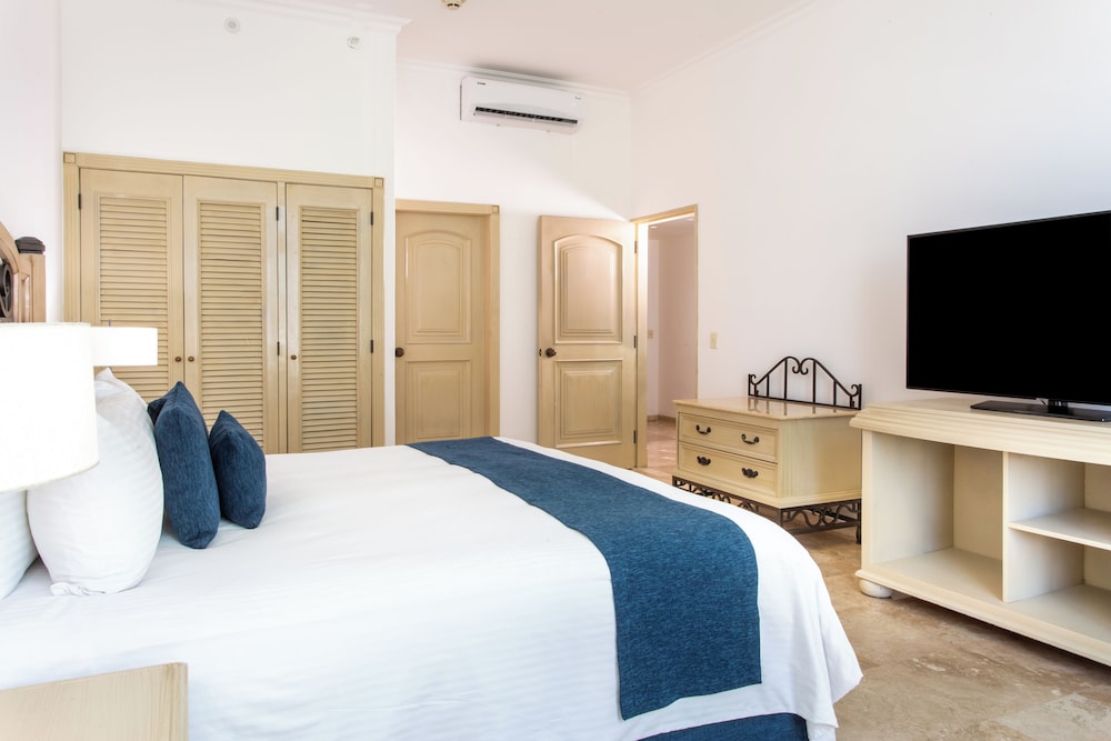 Sandos Cancún All Inclusive - Adults Only — Hotel rooms in Cancun, Quintana Roo