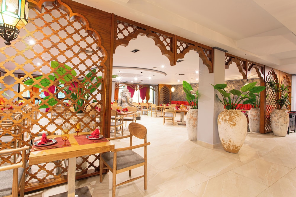 Select Club at Sandos Playacar All Inclusive - Adults Only Area — Restaurant & bars in Playa del Carmen, Quintana Roo