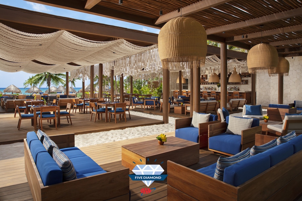 Secrets Maroma Beach Riviera Cancun - Adults Only - All inclusive — Restaurant in Playa del Carmen, Quintana Roo