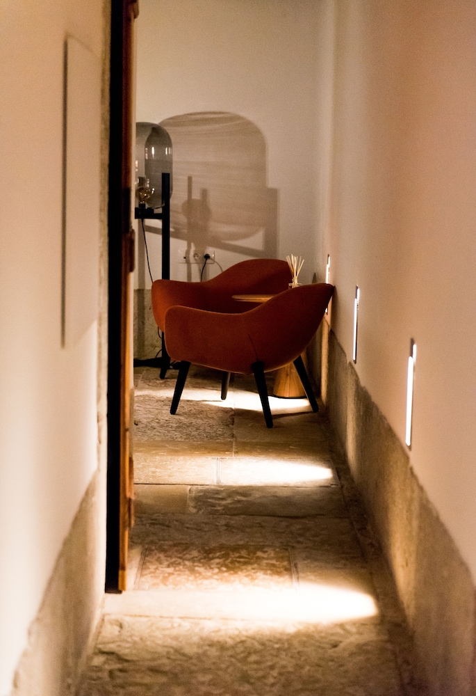 FLORA Chiado Apartments — Spa in Lisbon, Lisboa
