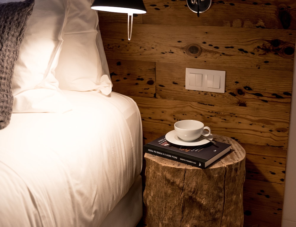 FLORA Chiado Apartments — Hotel rooms in Lisbon, Lisboa