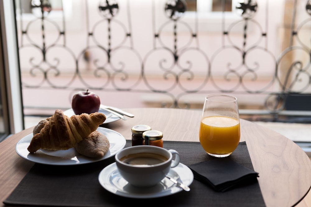 FLORA Chiado Apartments — Restaurant & bars in Lisbon, Lisboa