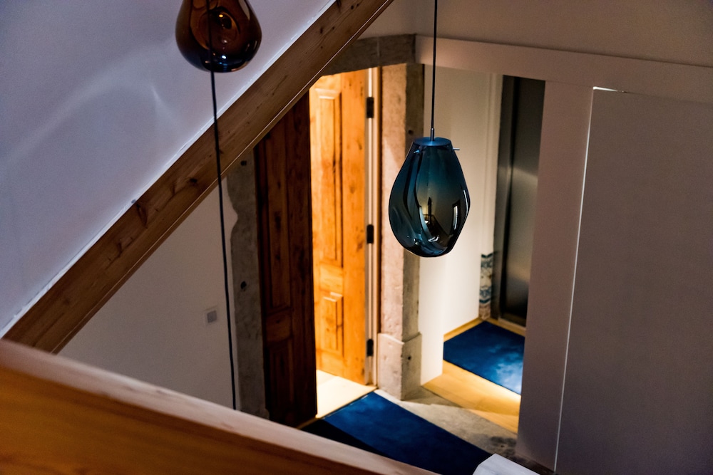 FLORA Chiado Apartments — Hotel rooms in Lisbon, Lisboa