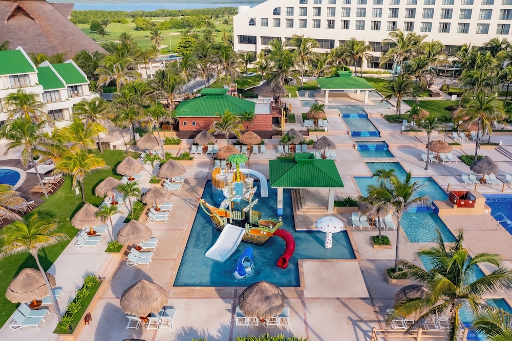 Iberostar Selection Cancún - All Inclusive — Attractions for children in Cancun, Quintana Roo