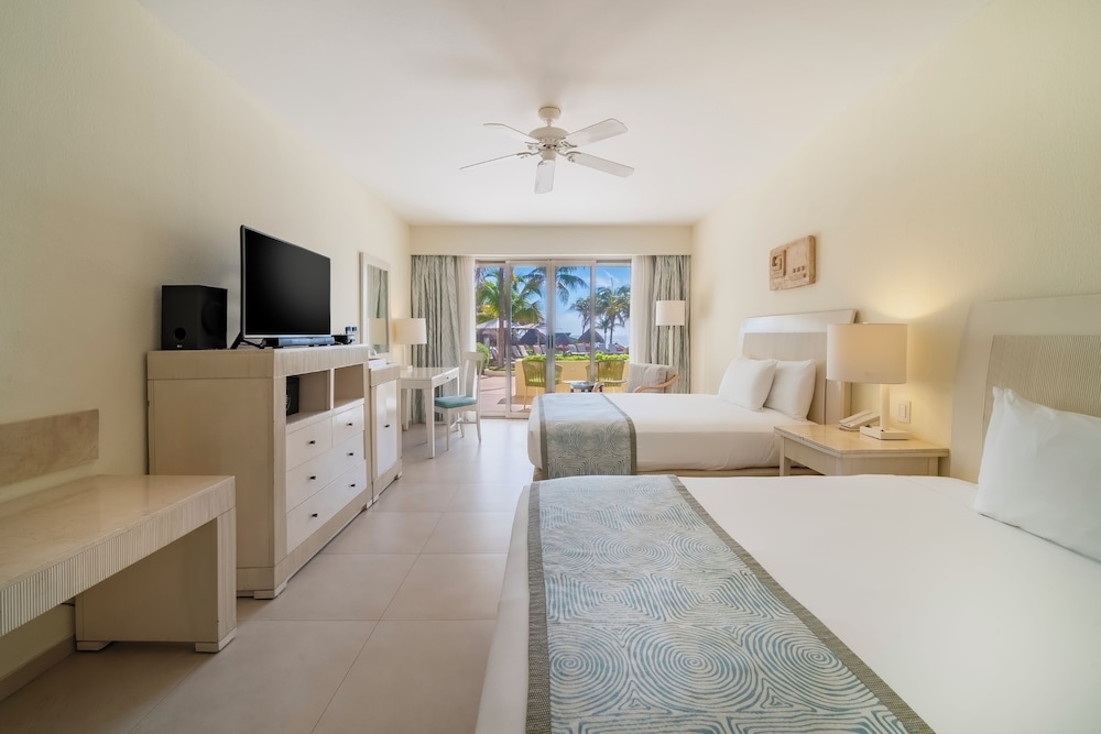 Iberostar Selection Cancún - All Inclusive — Hotel rooms in Cancun, Quintana Roo