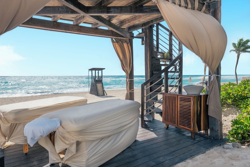 Iberostar Selection Cancún - All Inclusive — Hotel rooms in Cancun, Quintana Roo