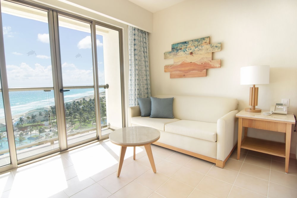 Iberostar Selection Cancún - All Inclusive — Hotel rooms in Cancun, Quintana Roo