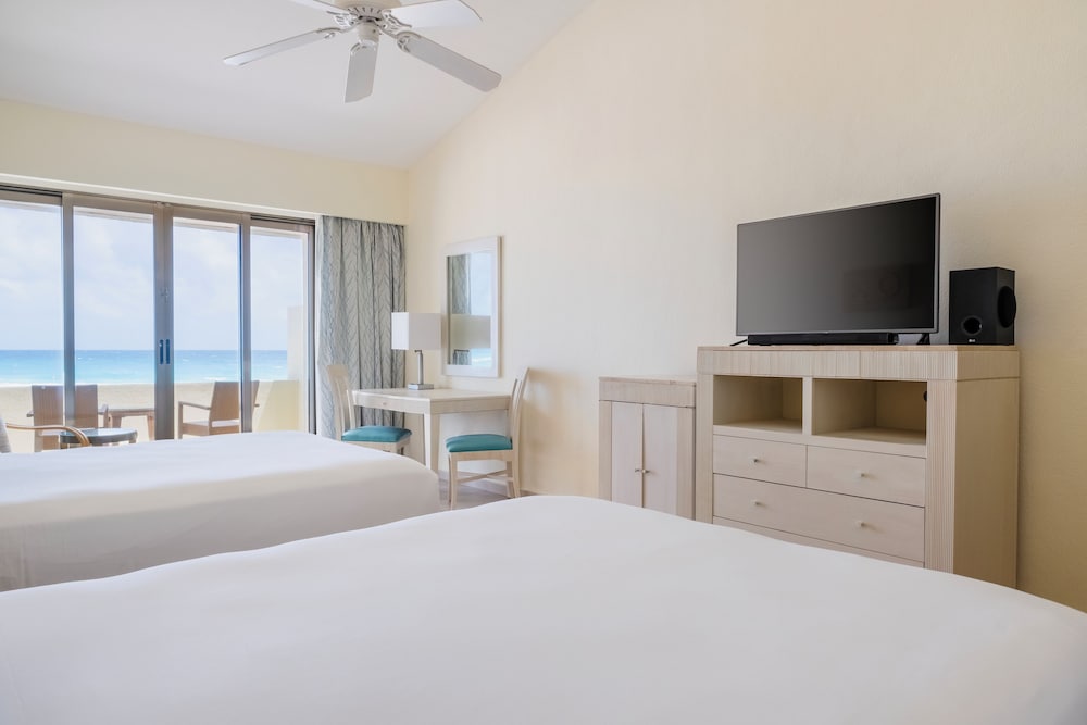 Iberostar Selection Cancún - All Inclusive — Hotel rooms in Cancun, Quintana Roo