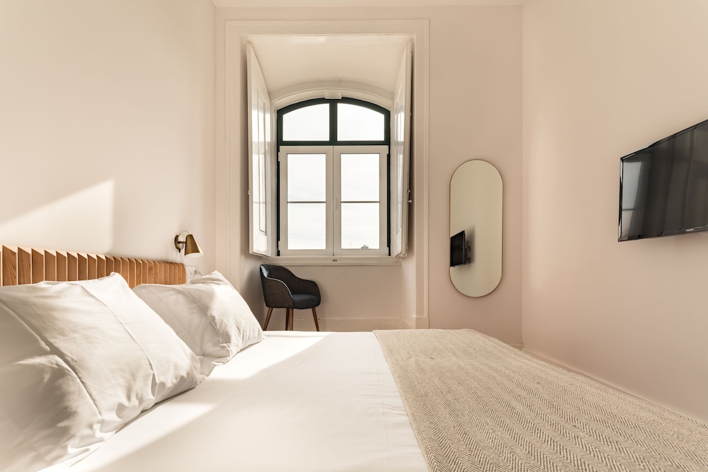 The Visionaire Apartments — Hotel rooms in Lisbon, Lisboa