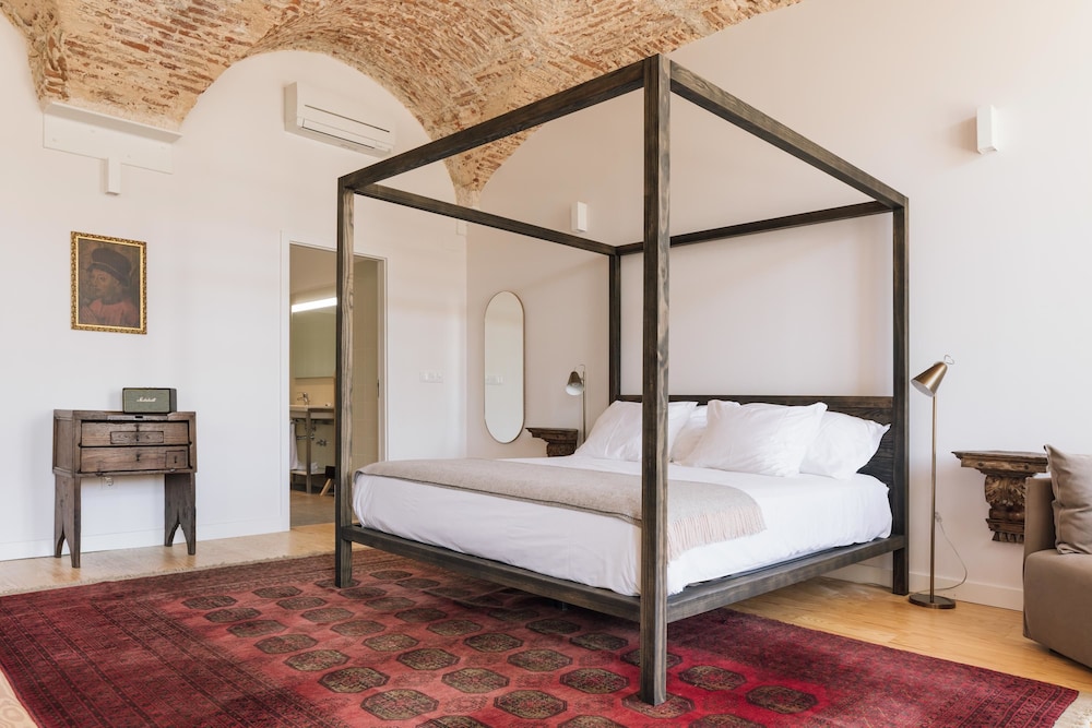 The Visionaire Apartments — Hotel rooms in Lisbon, Lisboa
