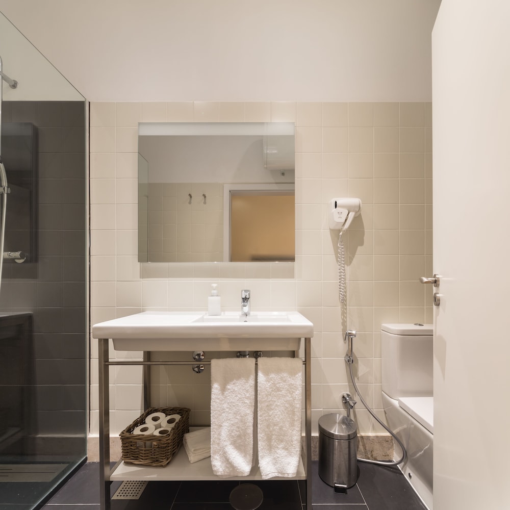 The Visionaire Apartments — Hotel rooms in Lisbon, Lisboa