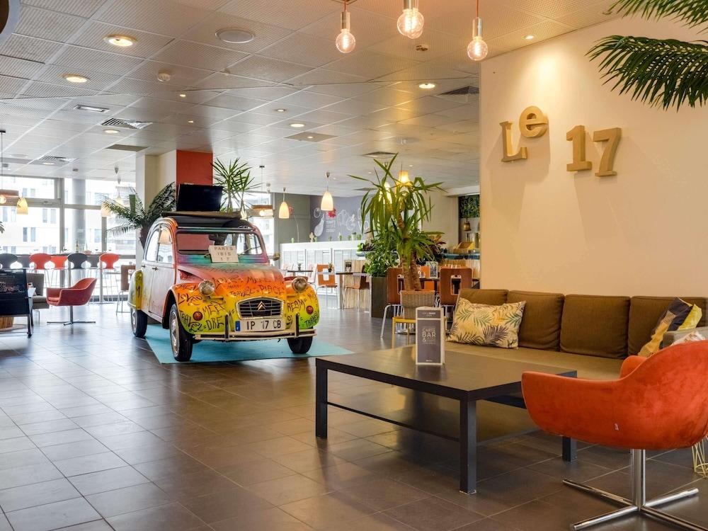 ibis Paris 17 Clichy-Batignolles — Restaurant & bars in Paris, Ile-de-France