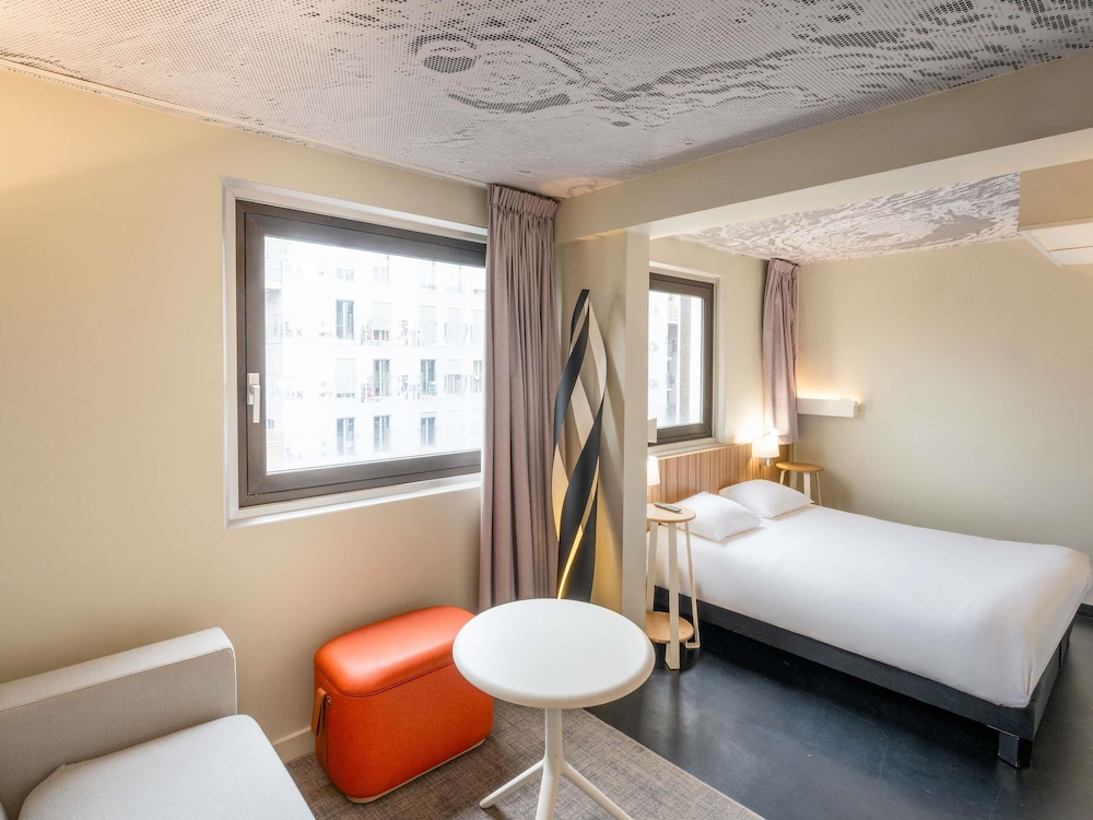 ibis Paris 17 Clichy-Batignolles — Hotel rooms in Paris, Ile-de-France