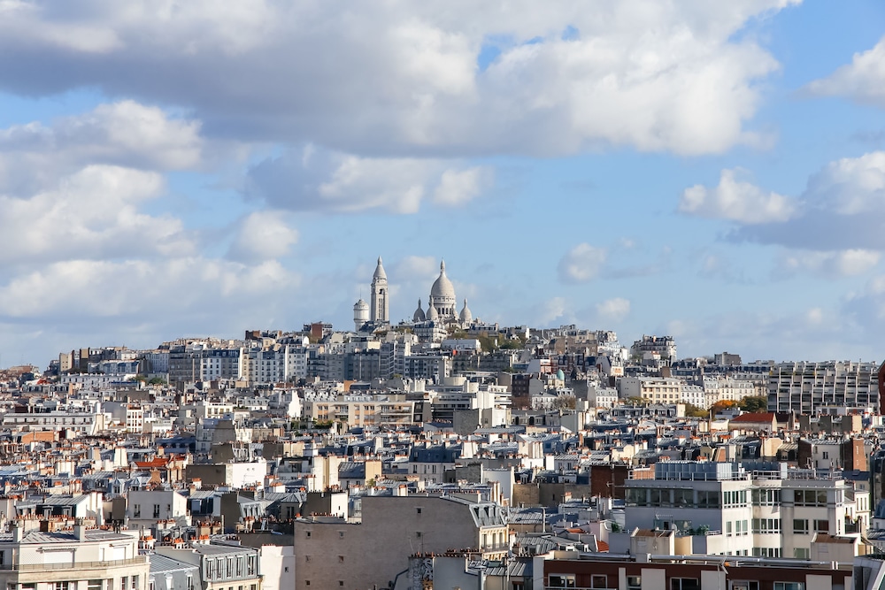 ibis Paris 17 Clichy-Batignolles — Attractions in the area in Paris, Ile-de-France