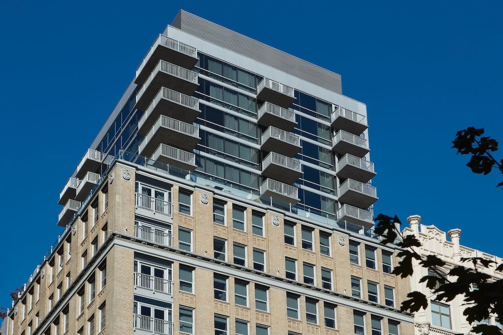 Hotel Park Ave NYC — Hotel building in New York City, New York State