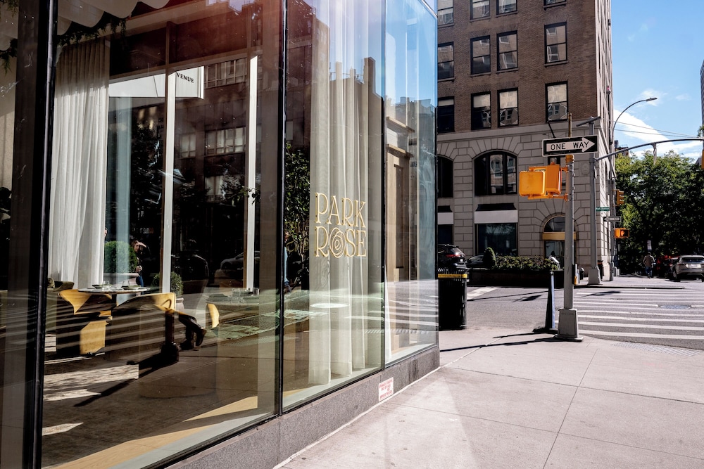 Hotel Park Ave NYC — Restaurant & bars in New York City, New York State
