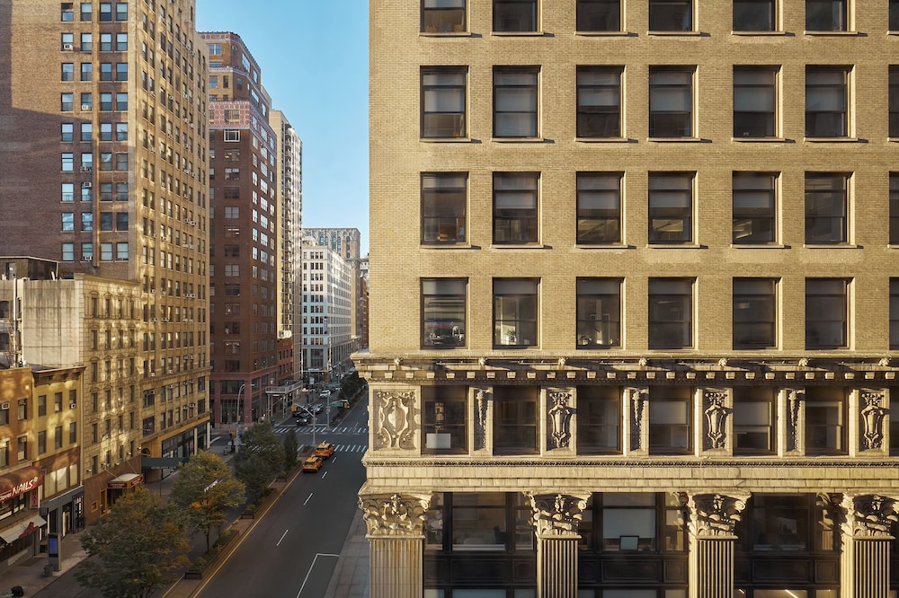 Hotel Park Ave NYC — Hotel building in New York City, New York State