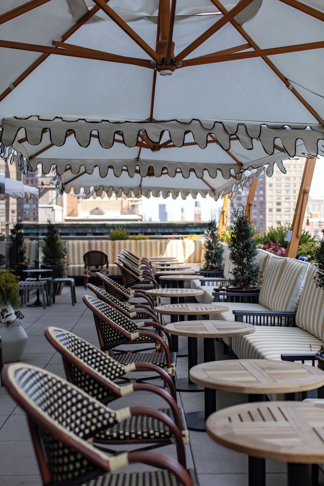 Hotel Park Ave NYC — Restaurant & bars in New York City, New York State