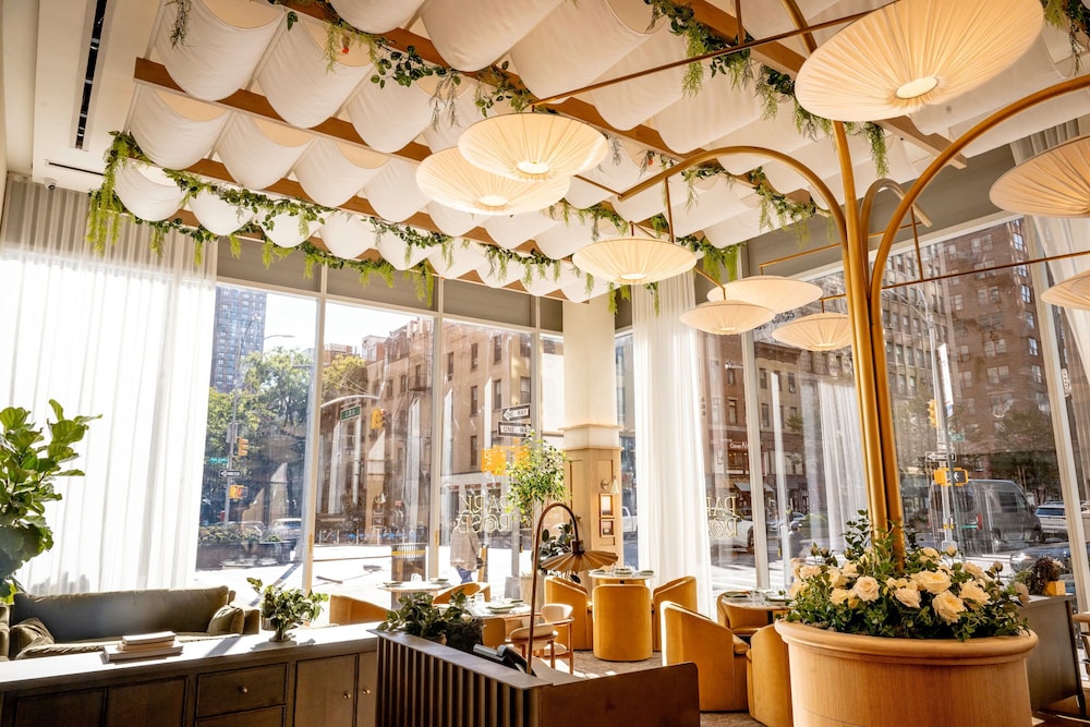 Hotel Park Ave NYC — Restaurant & bars in New York City, New York State