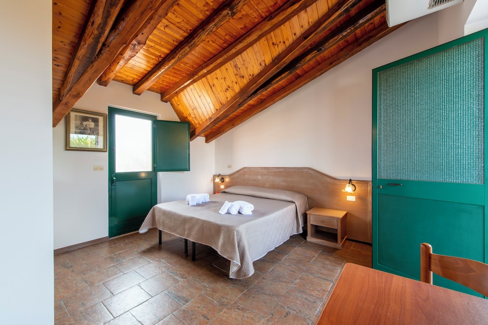 Villaggio Alkantara — Hotel rooms in Giardini Naxos, Sicily
