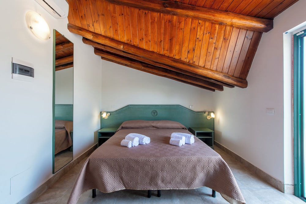 Villaggio Alkantara — Hotel rooms in Giardini Naxos, Sicily