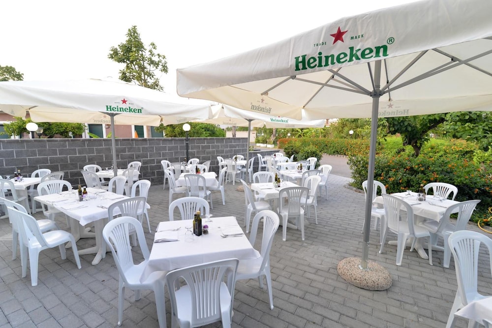 Villaggio Alkantara — Restaurant & bars in Giardini Naxos, Sicily
