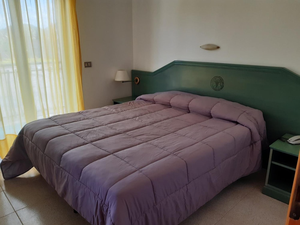 Villaggio Alkantara — Hotel rooms in Giardini Naxos, Sicily