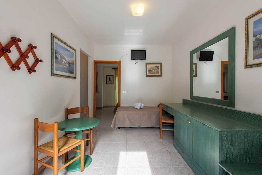 Villaggio Alkantara — Hotel rooms in Giardini Naxos, Sicily