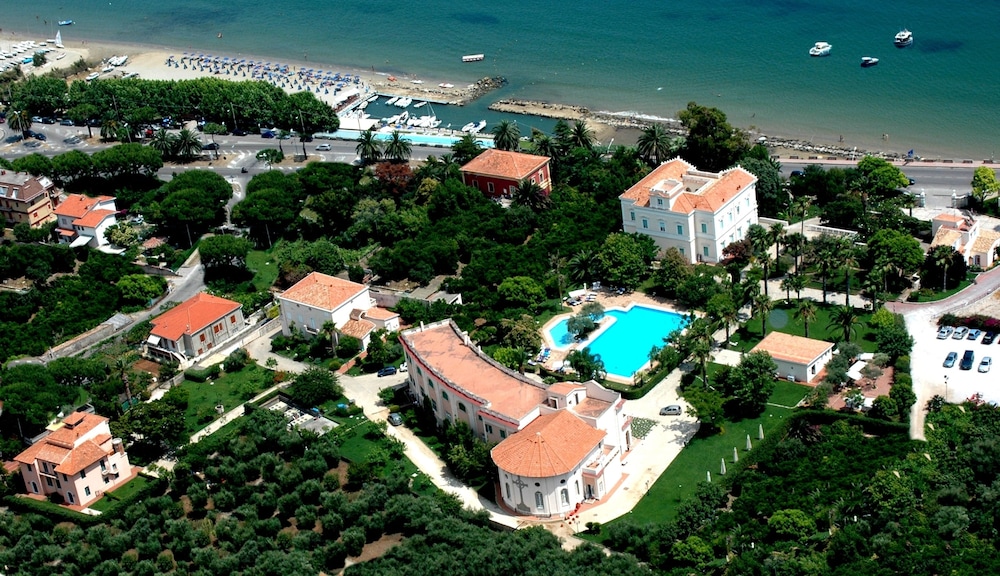 Villa Irlanda Grand Hotel - zdjęcie 2