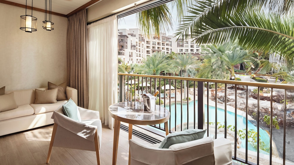 Jumeirah Al Naseem Dubai — Hotel rooms in Dubai