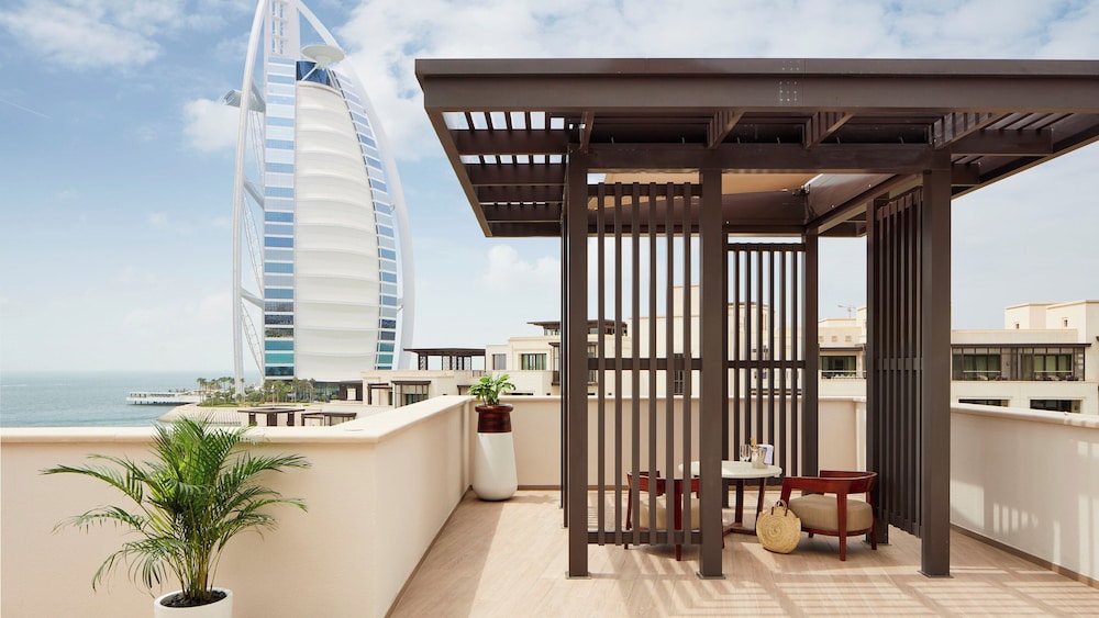 Jumeirah Al Naseem Dubai — Attractions in the area in Dubai