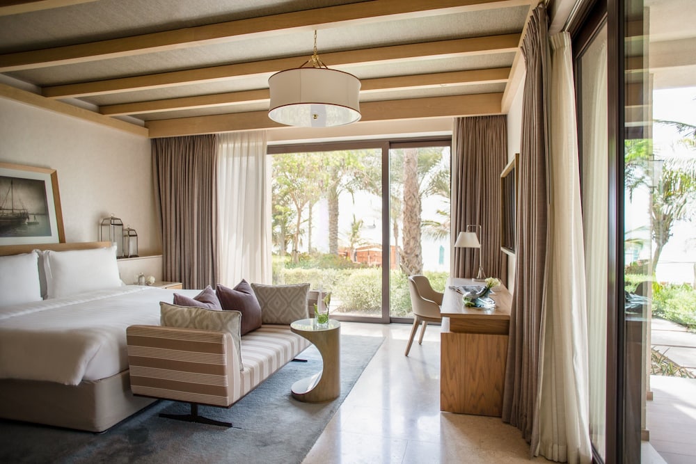Jumeirah Al Naseem Dubai — Hotel rooms in Dubai