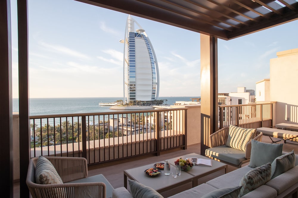 Jumeirah Al Naseem Dubai — Hotel rooms in Dubai