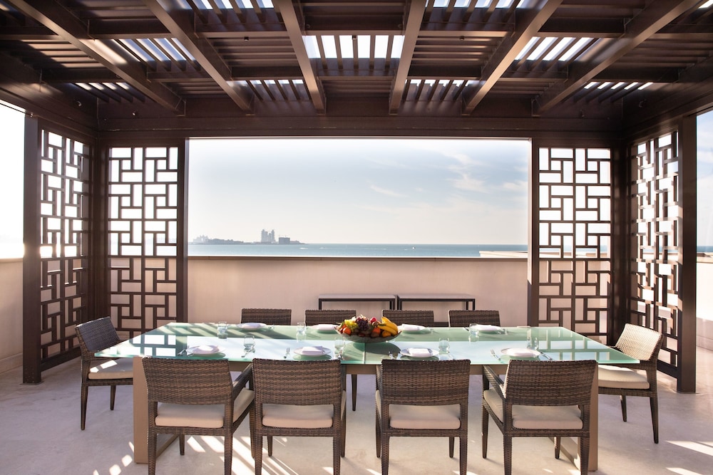 Jumeirah Al Naseem Dubai — Restaurant & bars in Dubai