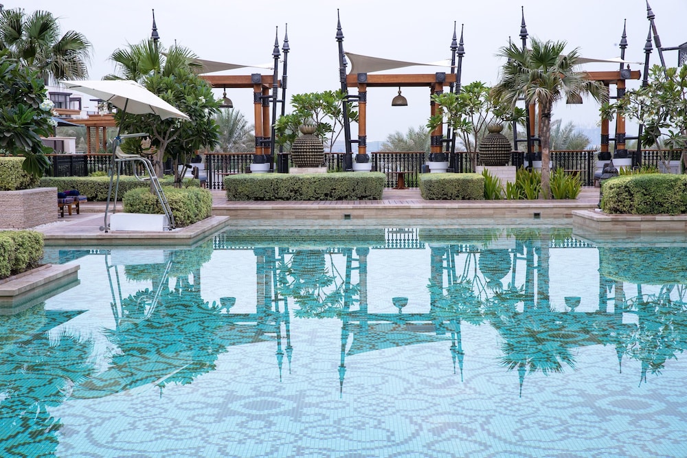 Jumeirah Al Naseem Dubai — Swimming pool in Dubai