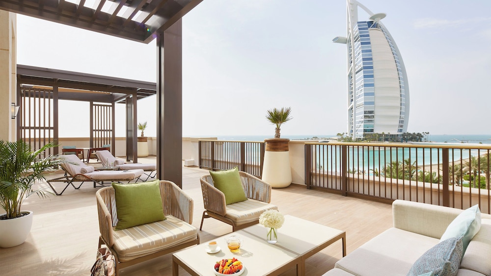 Jumeirah Al Naseem Dubai — Hotel rooms in Dubai