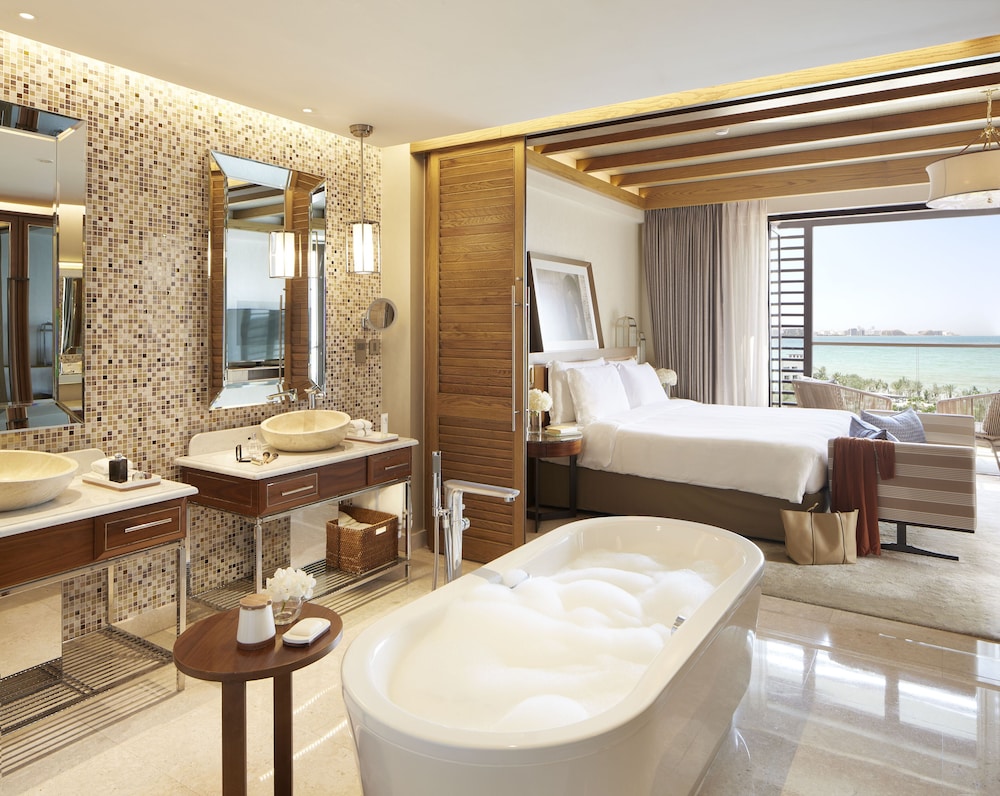 Jumeirah Al Naseem Dubai — Hotel rooms in Dubai