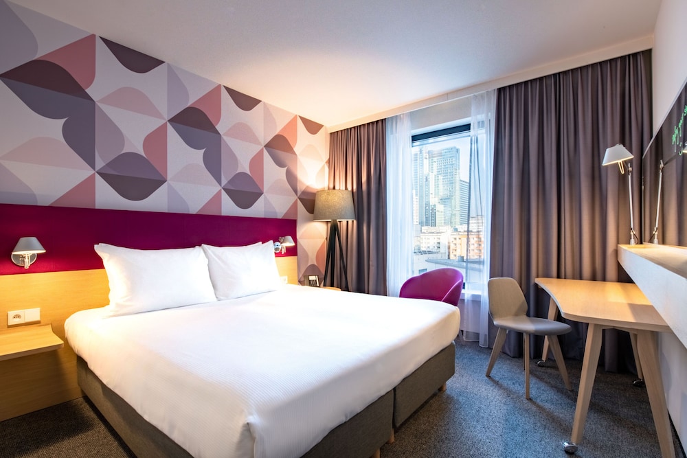 Holiday Inn Warsaw City Centre by IHG — Hotel rooms in Warsaw, Masovian