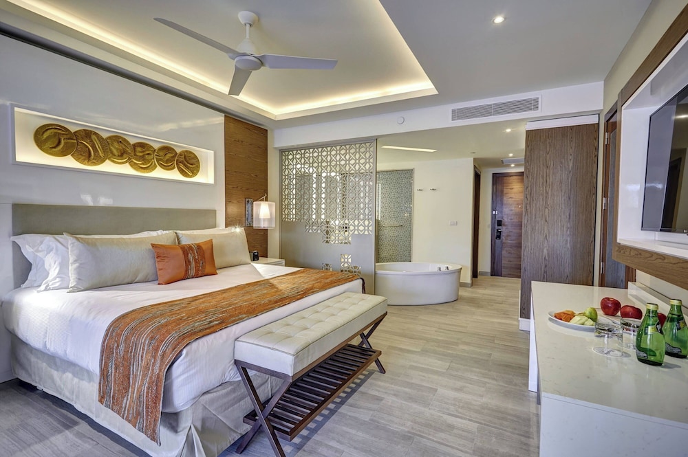 Royalton Bavaro, An Autograph Collection All-Inclusive Resort & Casino — Hotel rooms in Bavaro, La Altagracia