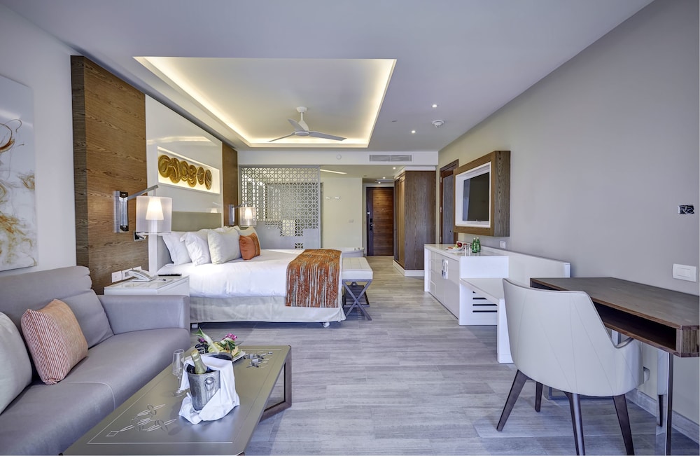 Royalton Bavaro, An Autograph Collection All-Inclusive Resort & Casino — Hotel rooms in Bavaro, La Altagracia
