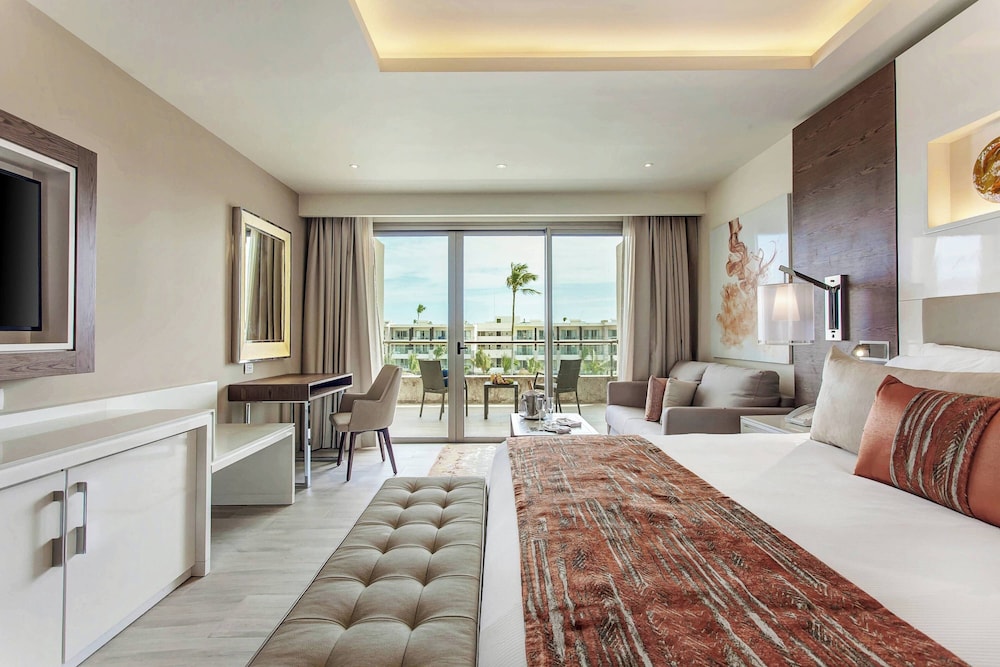 Royalton Bavaro, An Autograph Collection All-Inclusive Resort & Casino — Hotel rooms in Bavaro, La Altagracia