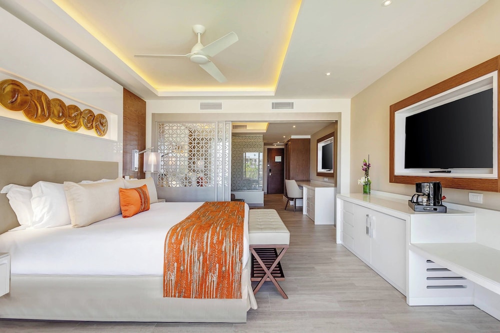 Royalton Bavaro, An Autograph Collection All-Inclusive Resort & Casino — Hotel rooms in Bavaro, La Altagracia