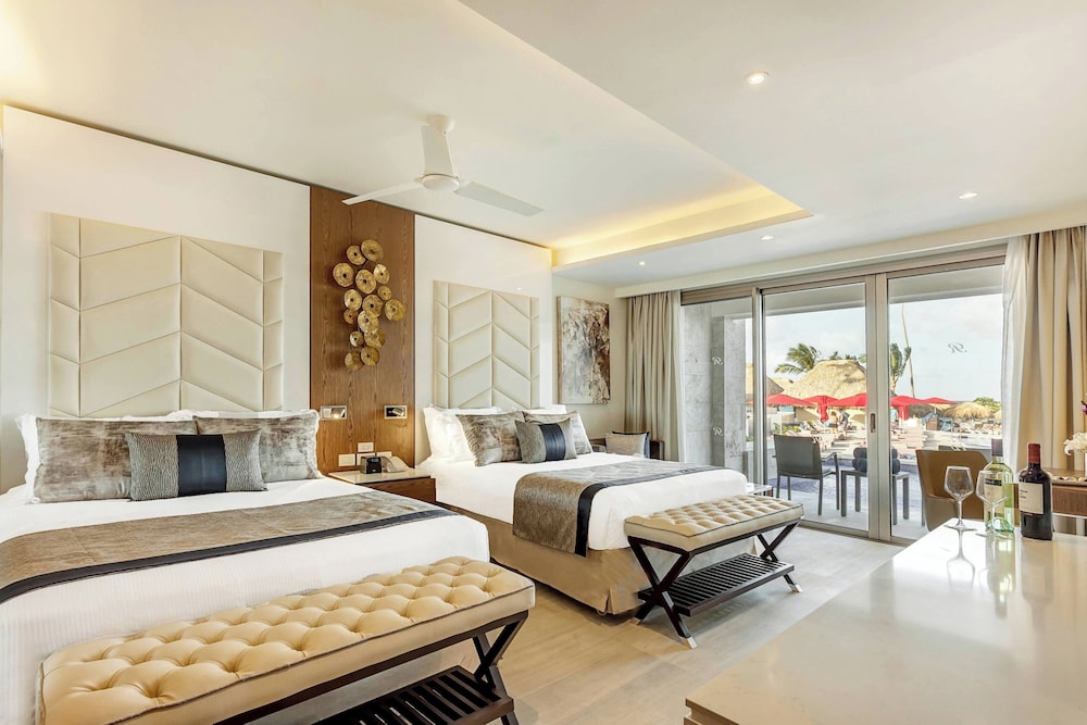 Royalton Bavaro, An Autograph Collection All-Inclusive Resort & Casino — Hotel rooms in Bavaro, La Altagracia