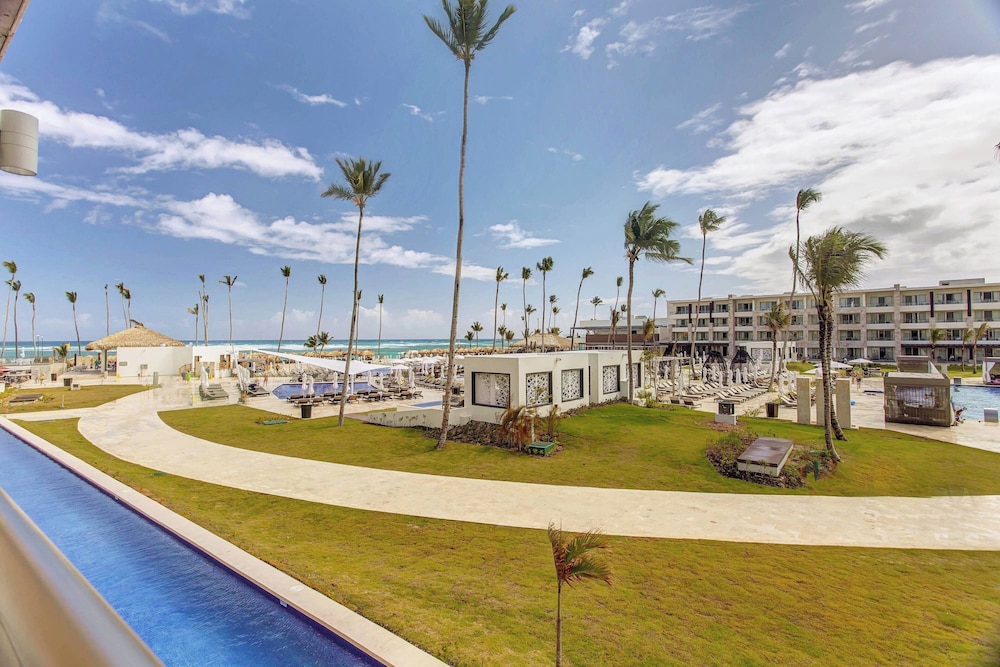Royalton Bavaro, An Autograph Collection All-Inclusive Resort & Casino — Beach in Bavaro, La Altagracia