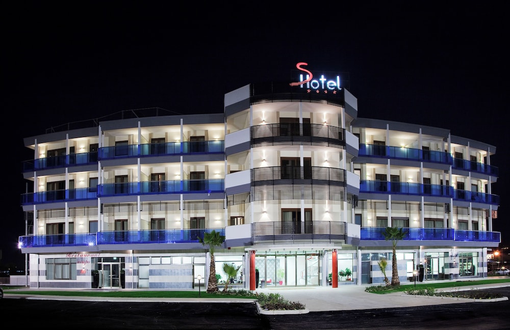 SHotel - zdjęcie 2
