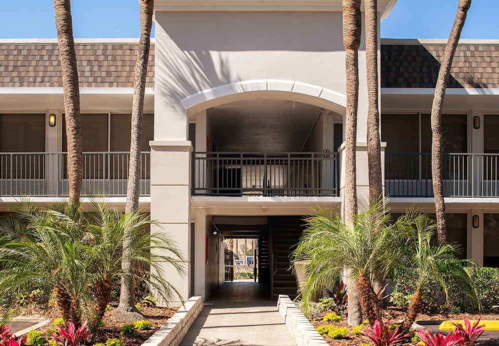 Wyndham I-Drive Avanti Resort & Conference Center — Hotel building in Orlando, Florida