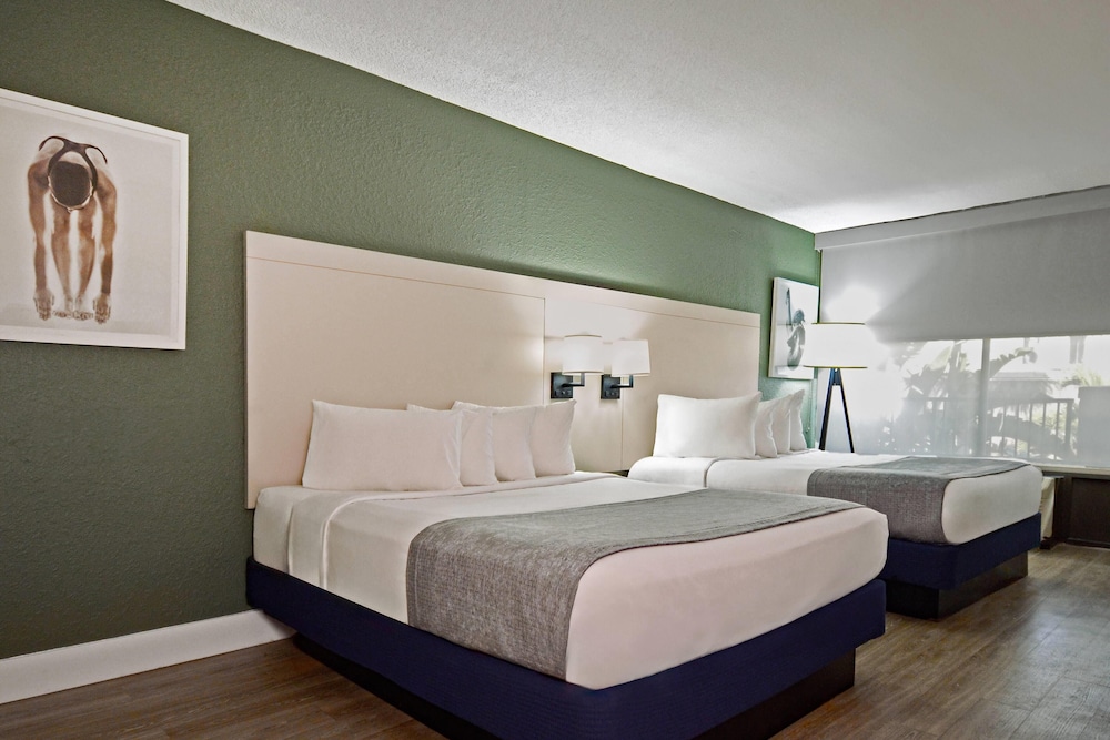 Wyndham I-Drive Avanti Resort & Conference Center — Hotel rooms in Orlando, Florida