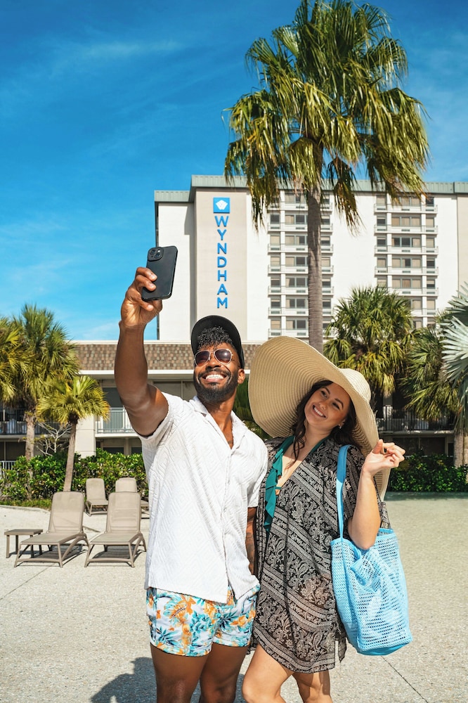 Wyndham I-Drive Avanti Resort & Conference Center — Beach in Orlando, Florida