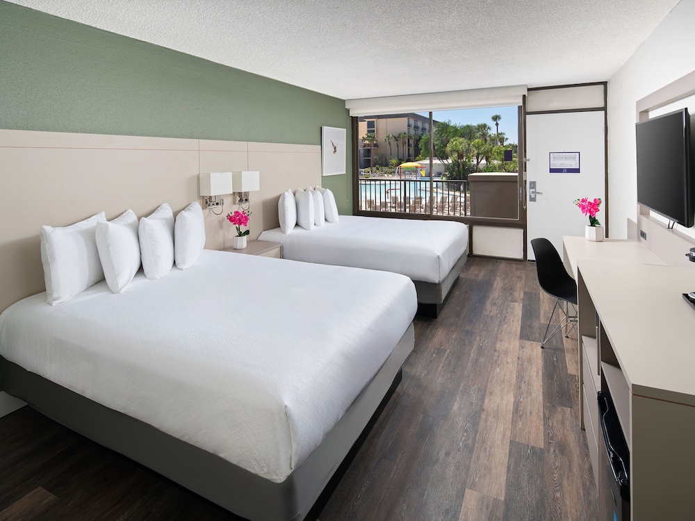 Wyndham I-Drive Avanti Resort & Conference Center — Hotel rooms in Orlando, Florida